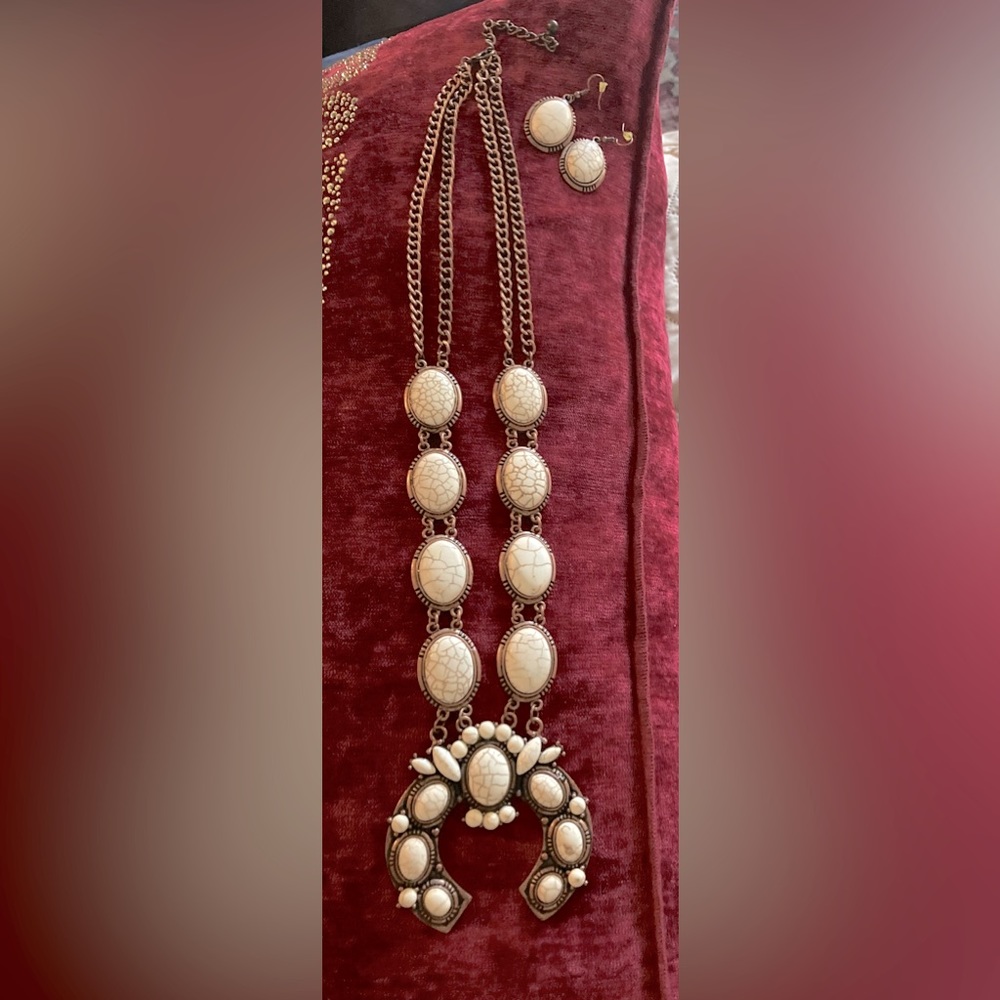Beautiful White Topaz Necklace and Matching Earrings